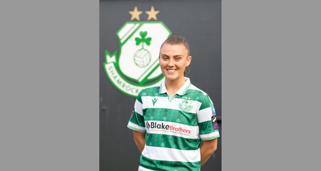 Midfielder joins from Bohemians