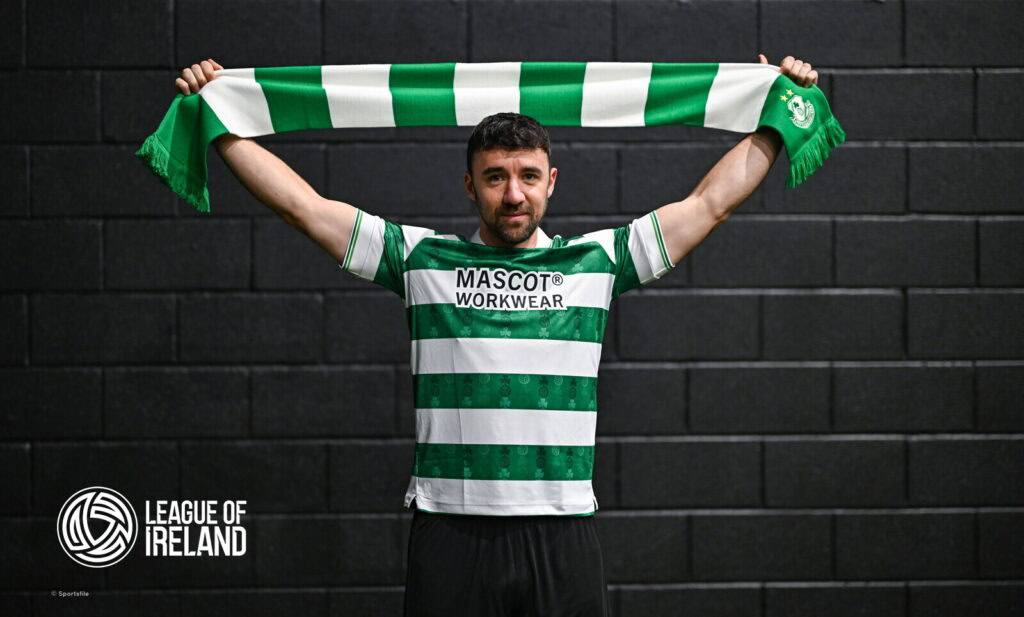 Experienced defender rejoins the Hoops